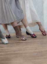 Made in Taiwan China Shoes 刺繍入りチャイナシューズ