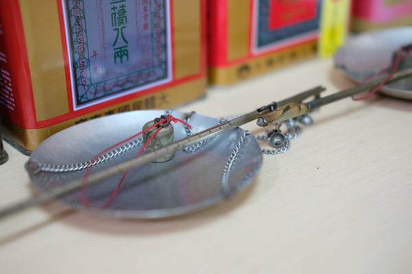 【豆知識】台湾の伝統的なヘルシールーティーン！漢方薬局の量り売り文化