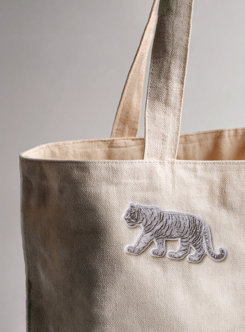 【予約注文】DAYLILYオリジナル刺繍ワッペン付き ストラップチャイナシューズ（Gray）