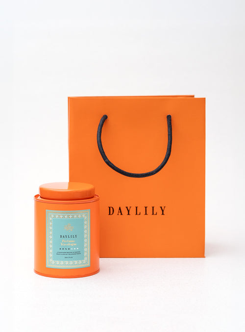DAYLILY PERFUME TRAVELOGUE 茉莉花茶、花壇郷